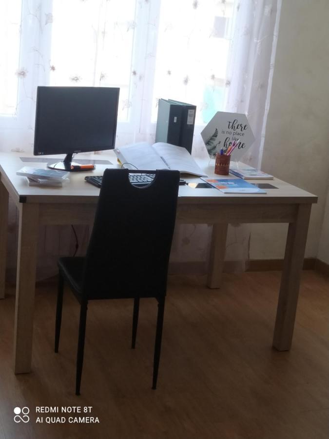 Gonzalo De Berceo 15 Apartment Logrono Luaran gambar