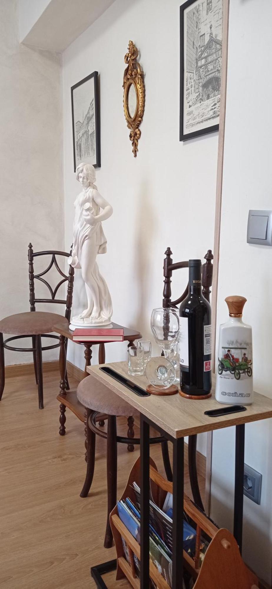 Gonzalo De Berceo 15 Apartment Logrono Luaran gambar